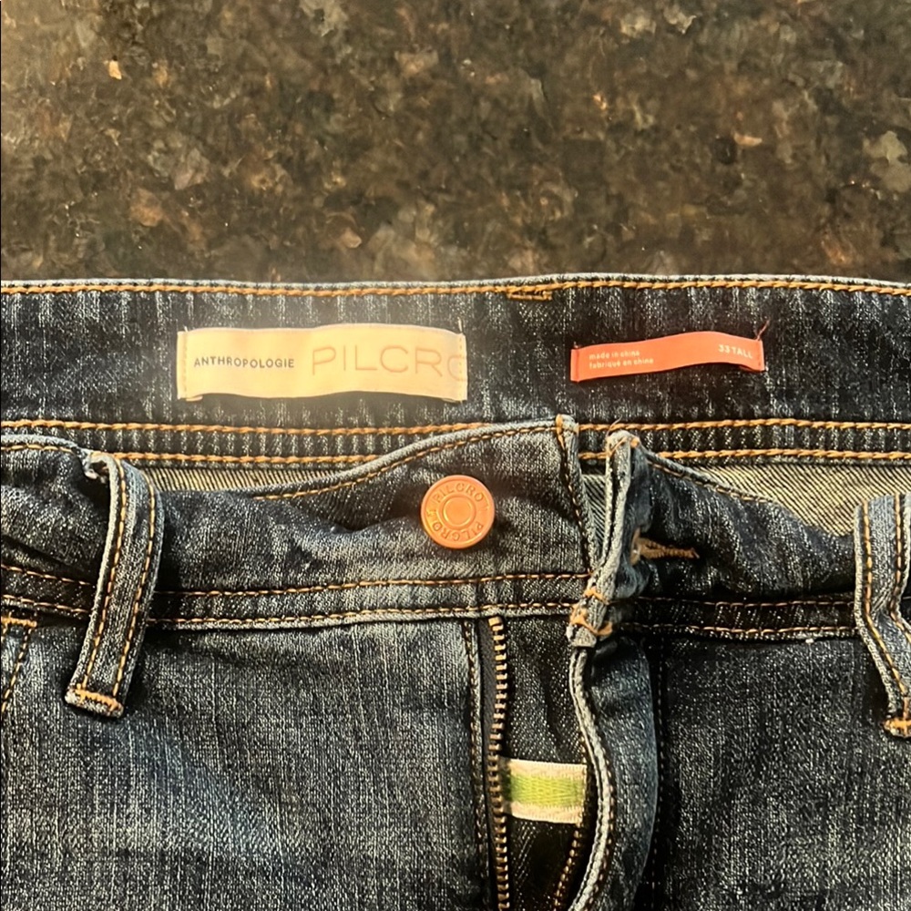 Pilcro women’s Blue Jeans - size 33 Tall